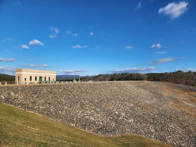 Franklin Falls Dam - Image 1