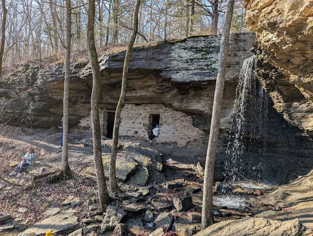 Moonshiners Cave - Image 1