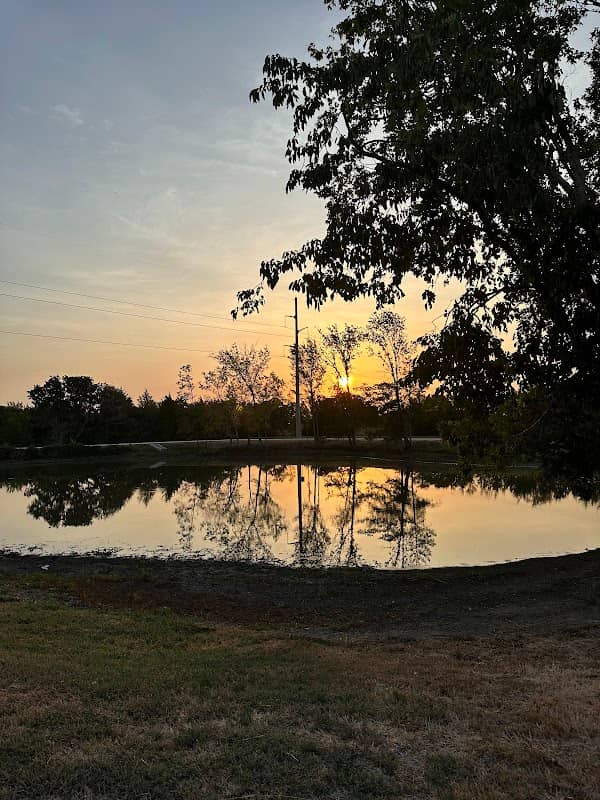 Yaupon Trails HOA Park - Image 1