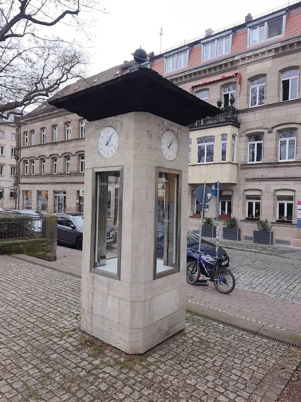 Uhrsäule - Image 2