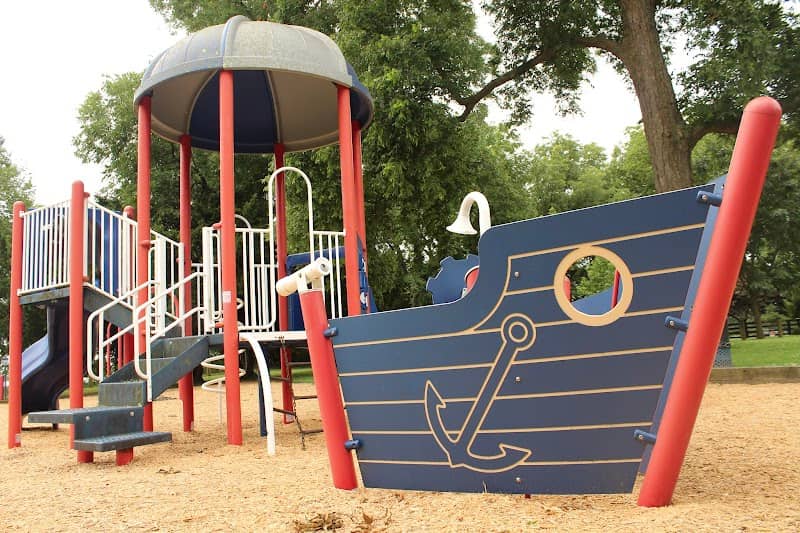 Bellevue Park - Image 1