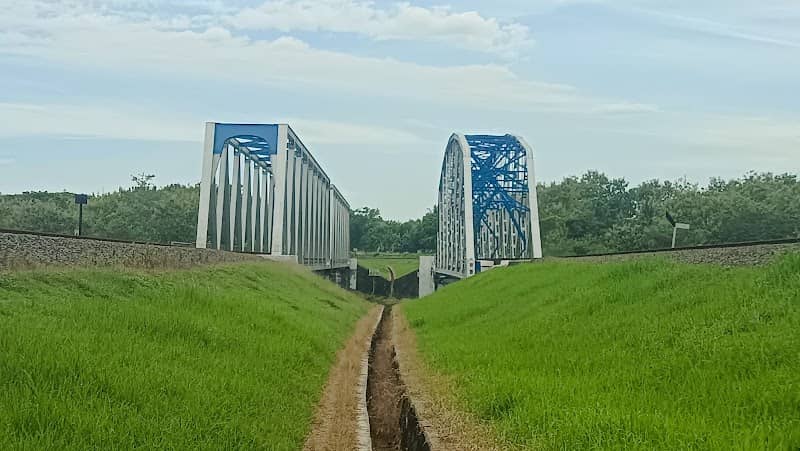 Jembatan Kereta Api Mbeling - Image 1
