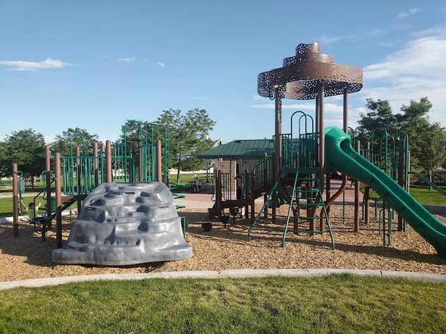 Harvest Hills Park - Image 2