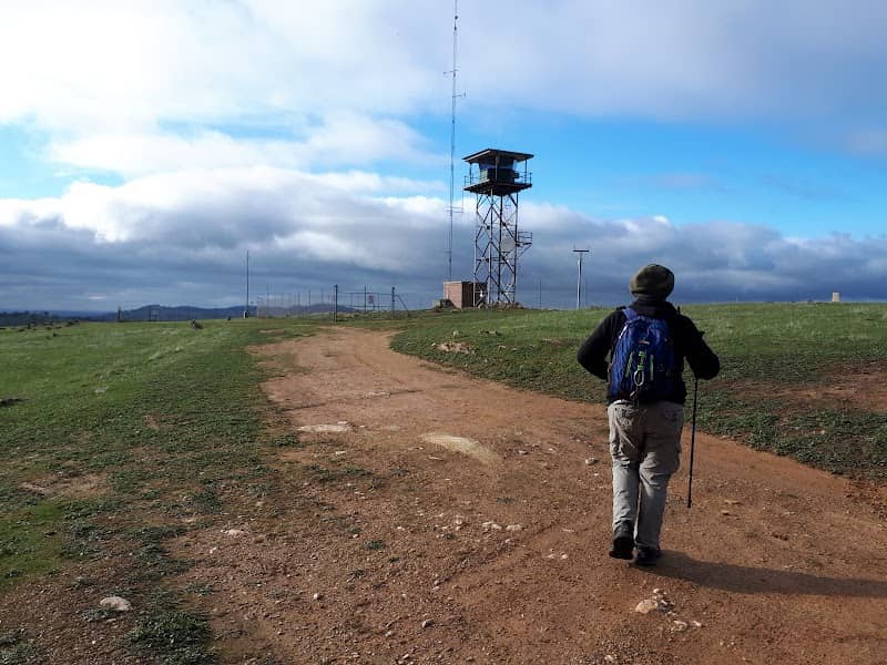Fire lookout tower - Image 1