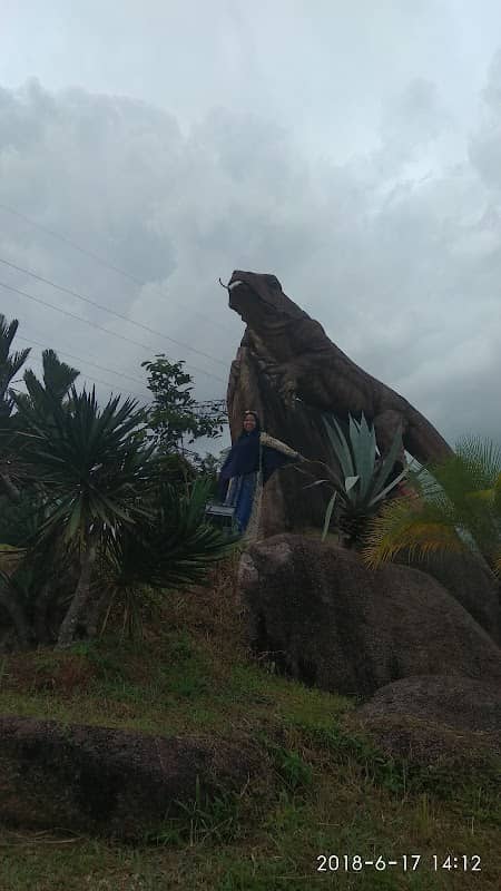 Komodo Park - Image 2
