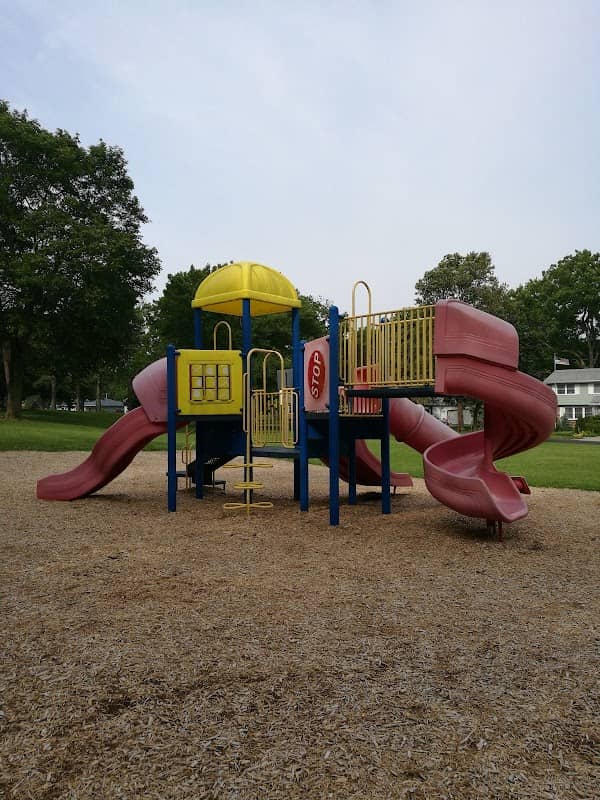 Lambert Park - Image 2