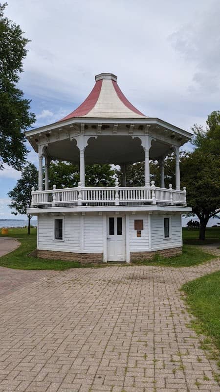 Lakeside Park Bandstand - Image 1