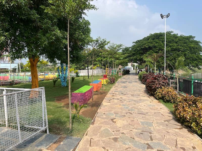 Cheruvu katta - Image 1