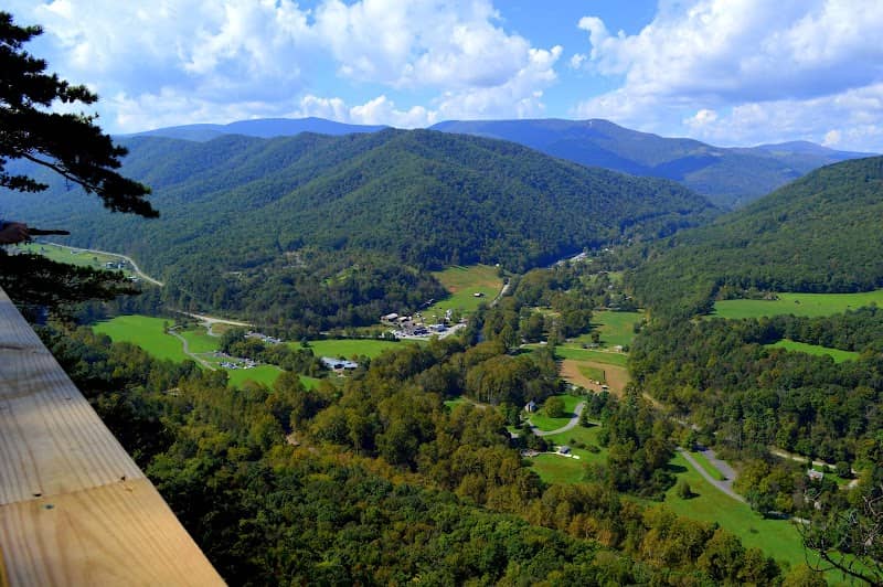 Seneca Rocks, WV - Image 1