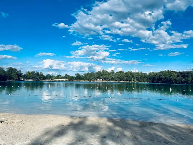 White Star Park Beach - Image 1