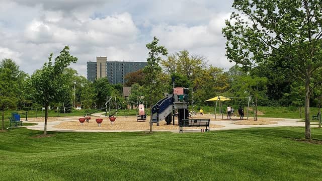 Barnum Park - Image 2