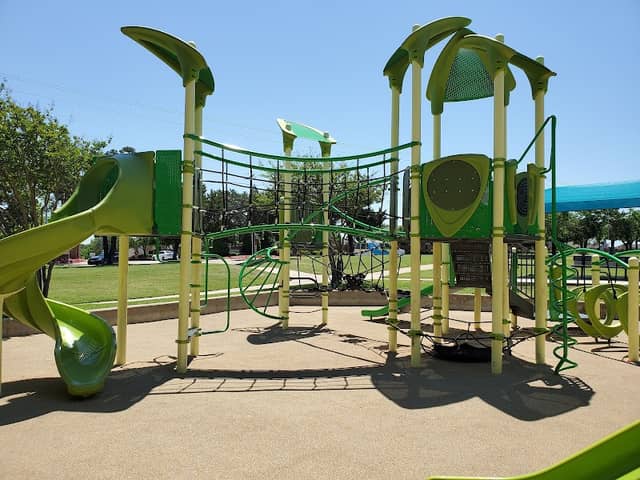 Calf Pasture Park - Image 1