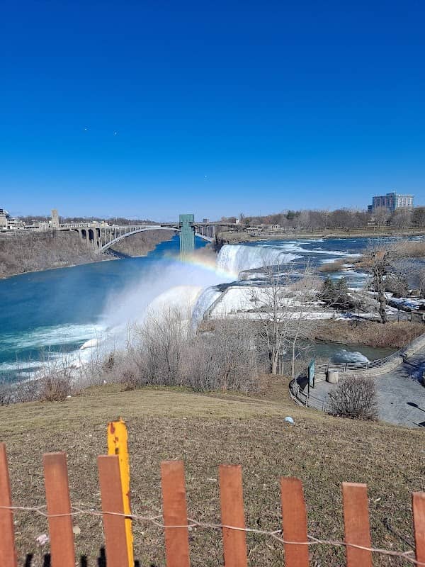 Niagara falls budget tours - Image 3