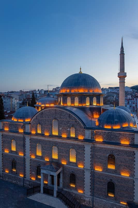 Zagnos Pasha Mosque - Image 1