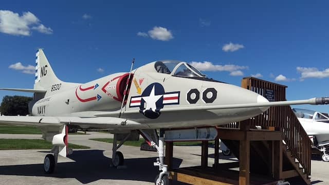 Illinois Aviation Museum - Image 2