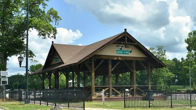 Locust Grove Train Viewing Platform - Image 1