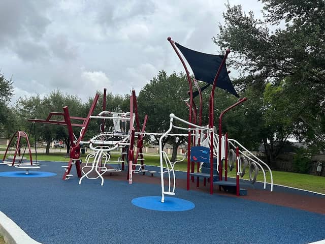 Bicentennial Park - Image 1