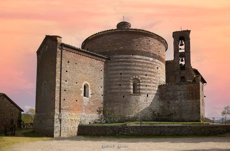 Cappella di San Galgano a Montesiepi - Image 1