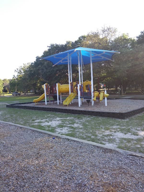 Woodland Heights Park - Image 2