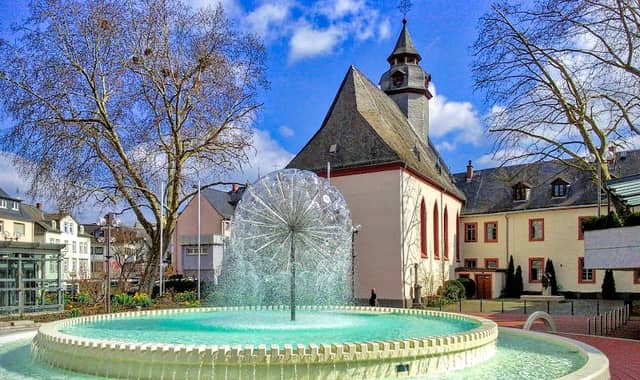 Springbrunnen Pusteblume - Image 1