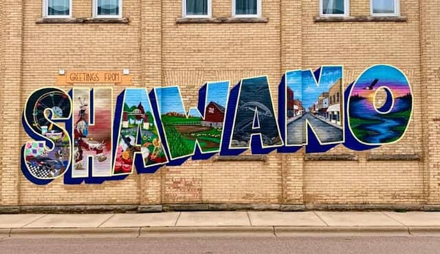 Greetings from Shawano Mural - Image 2