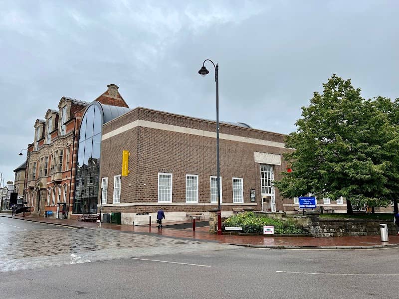 Tunbridge Wells Museum and Art Gallery - Image 1