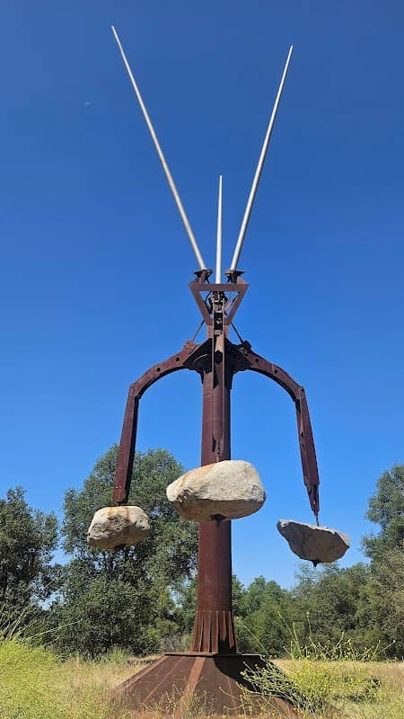 Colossus Art Installation - Image 1