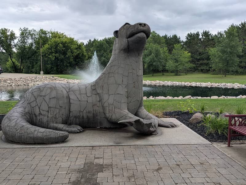 10 ft Otter - Image 1
