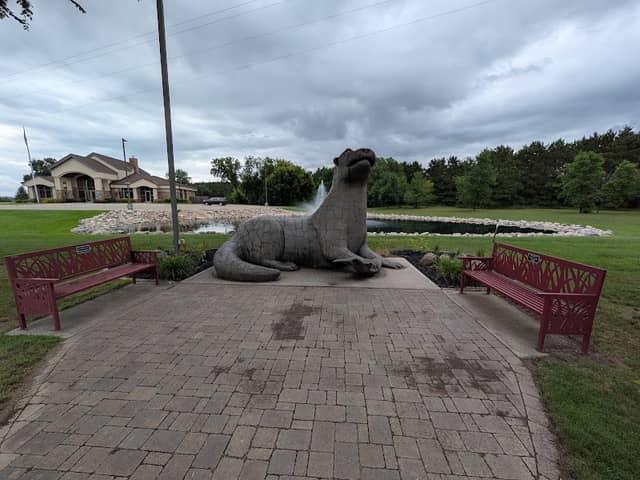 10 ft Otter - Image 2