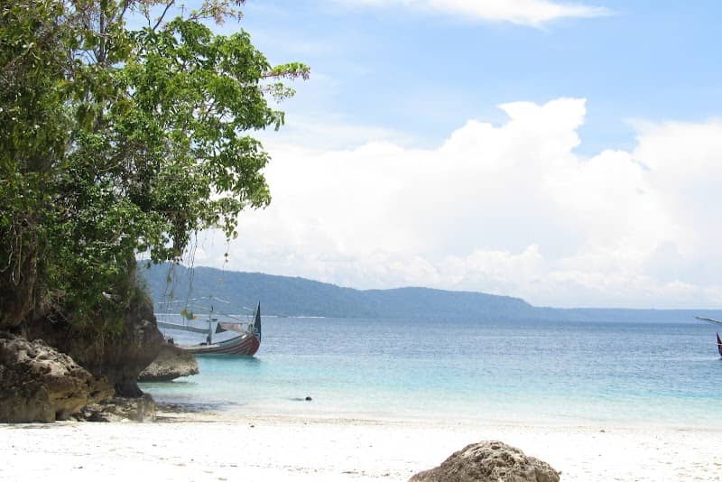 Pantai Teluk Biru - Image 1
