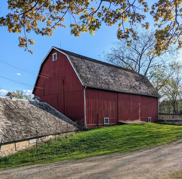 Holz Farm Park - Image 1