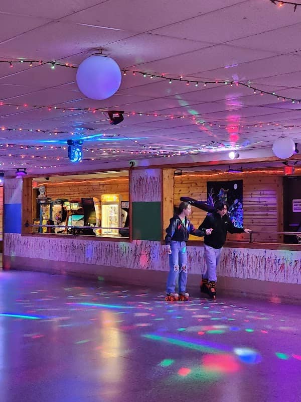 Skate-A-Rama - Image 2