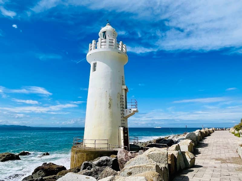 Cape Irago Lighthouse - Image 1