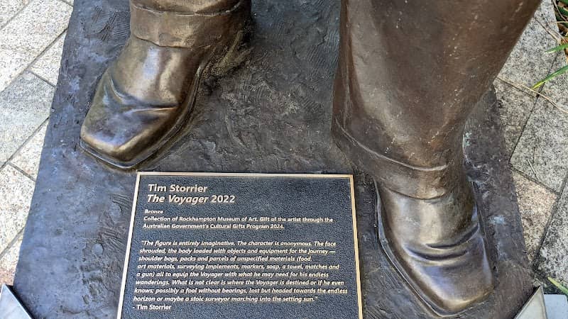 "The Voyager" bronze statue - Image 1