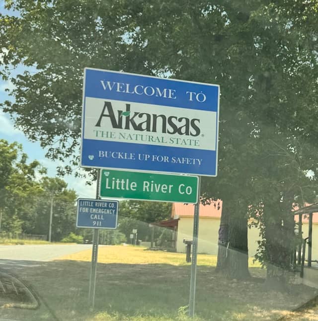Welcome to Arkansas Sign - Image 1