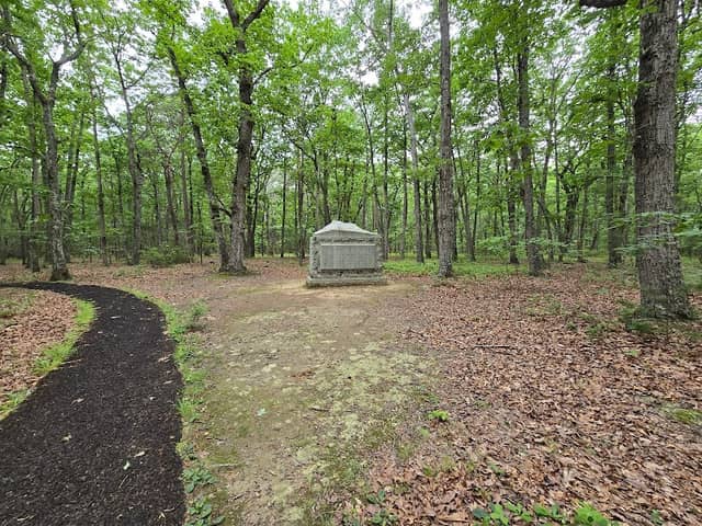 Vermont Monument - Image 2