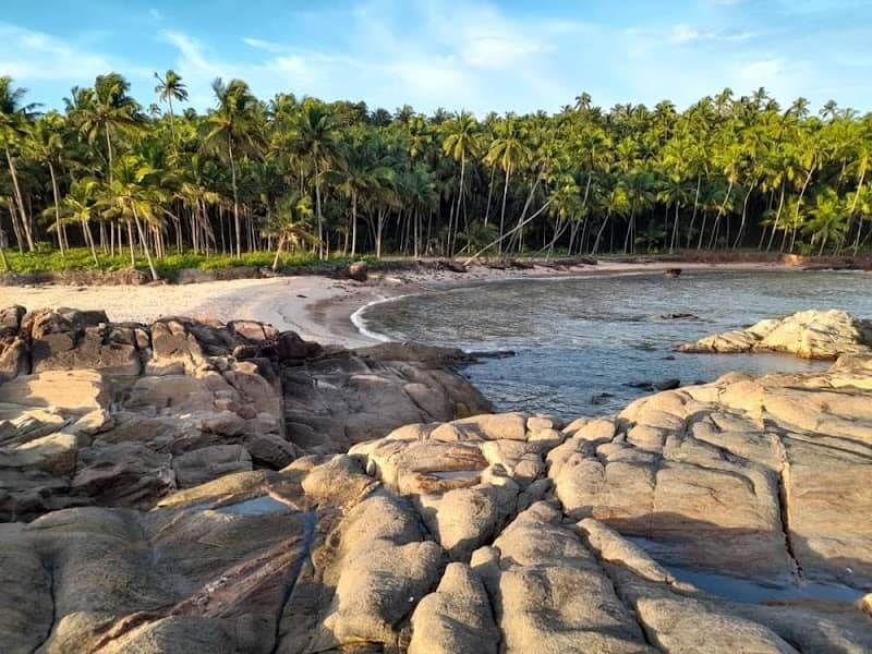 Ezhara Beach Rocks - Image 1