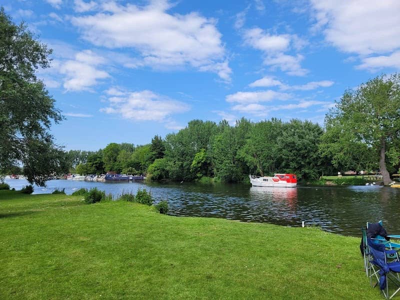 Regatta Meadow - Image 2