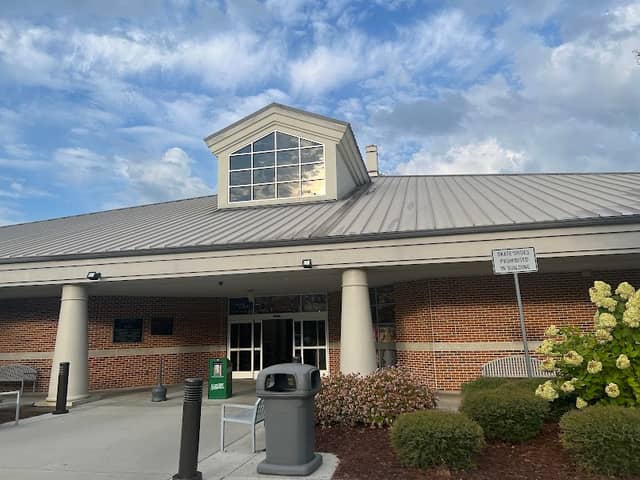 I-75 South Ringgold Welcome Center - Image 1