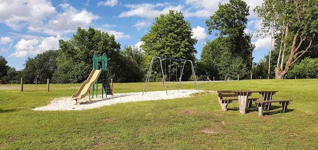 Logdson Park - Image 2