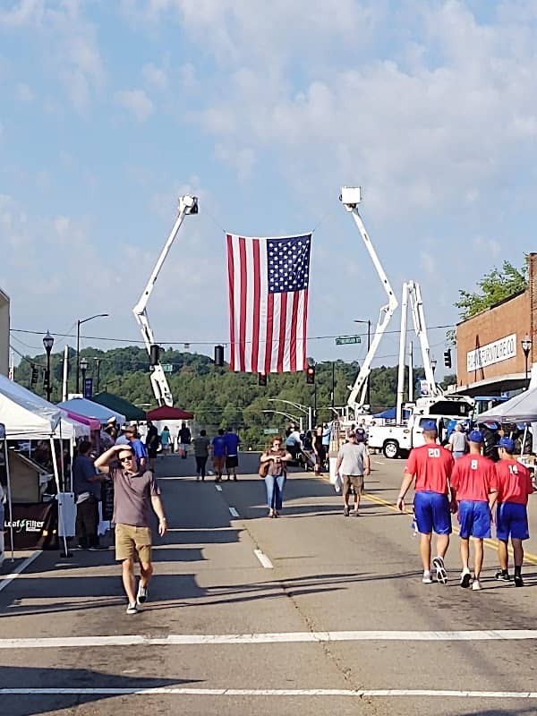 Downtown Harriman - Image 1