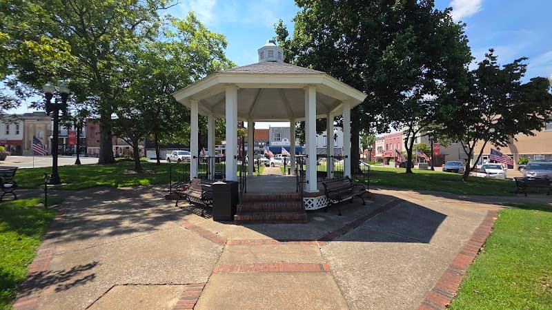 Downtown Veterans Memorial Park - Image 1