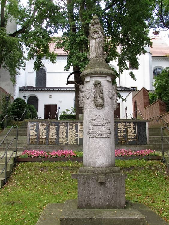 Kriegerdenkmal - Image 1