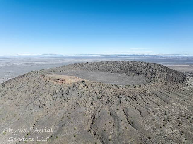 “R” Mountain - Image 1