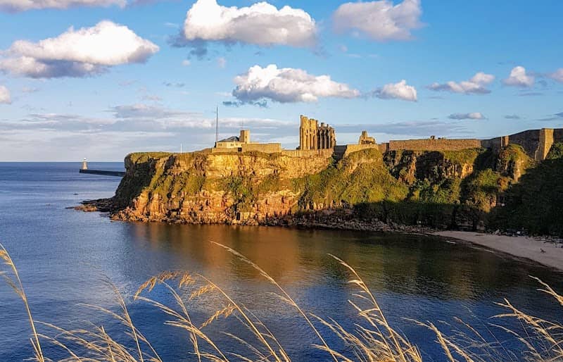 Tynemouth Priory and Castle - Image 3