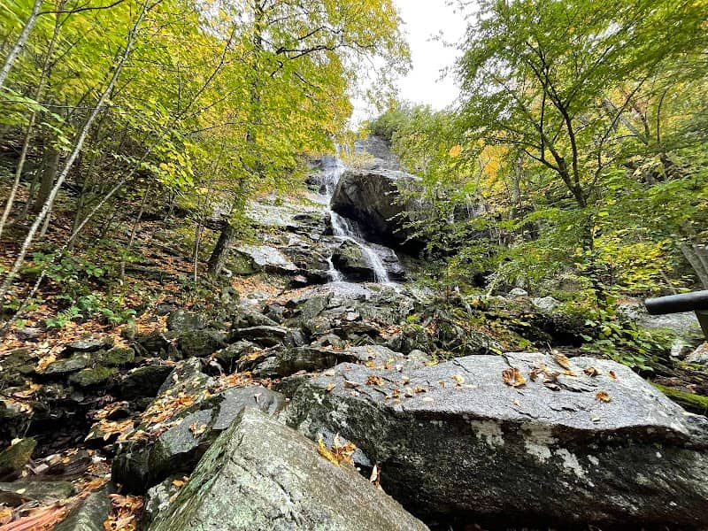Apple Orchard Falls Trailhead - Image 1