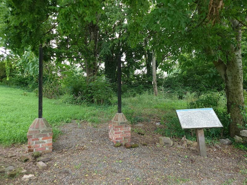 Tavern Park - Image 2