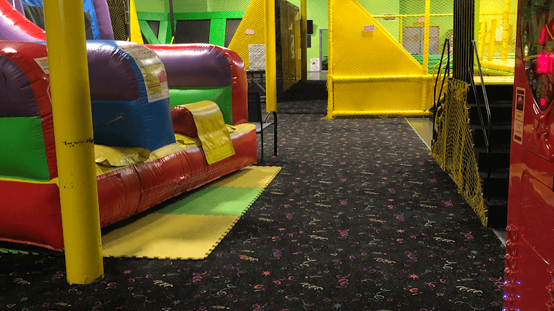 Fun Time Inflatables Trampoline Park - Image 1