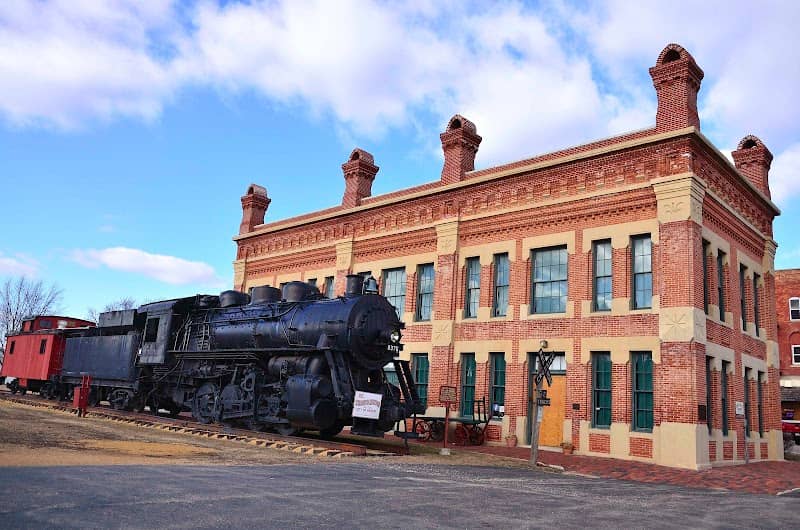 Amboy Depot Museum - Image 1