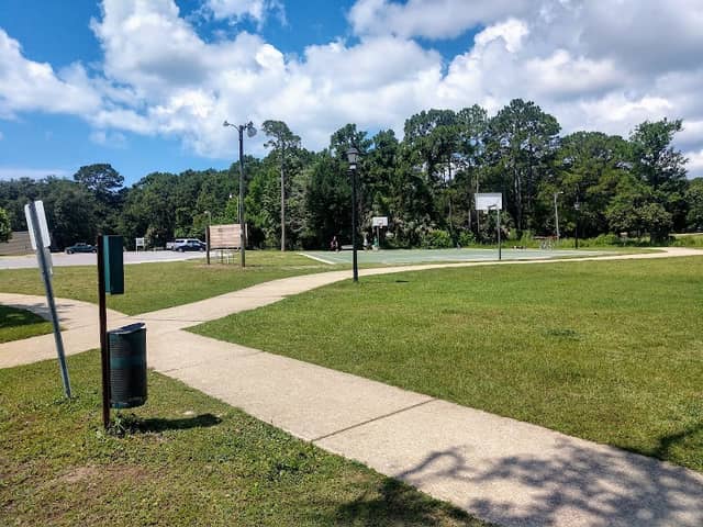 Ferry Park - Image 2